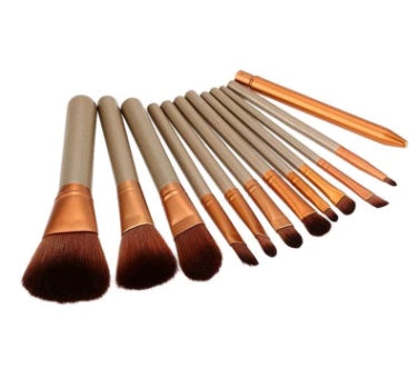12 Make-up-Pinsel-Sets Eisenbox